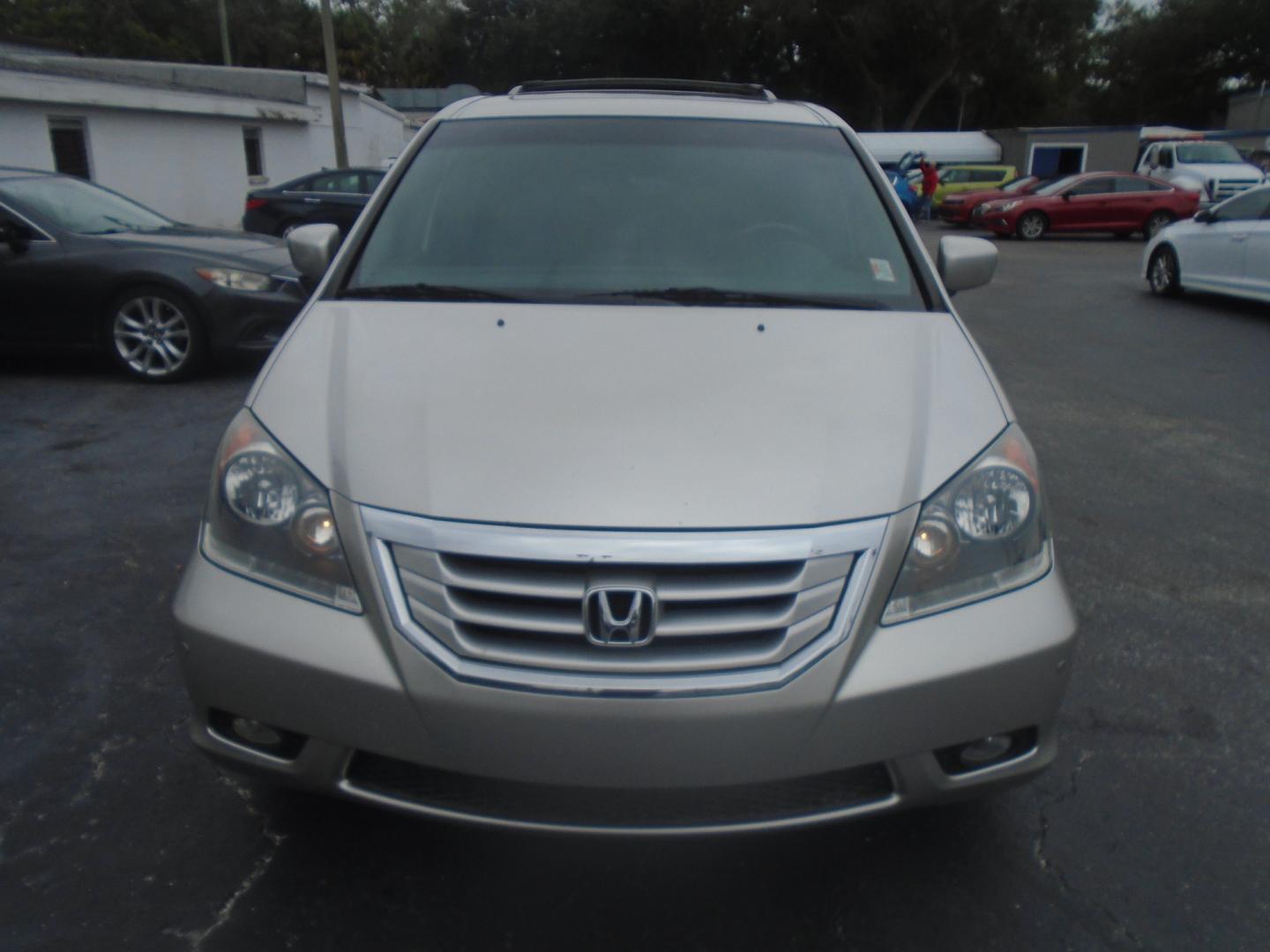 2008 Honda Odyssey (5FNRL389X8B) , located at 6112 N Florida Avenue, Tampa, FL, 33604, (888) 521-5131, 27.954929, -82.459534 - Photo#1